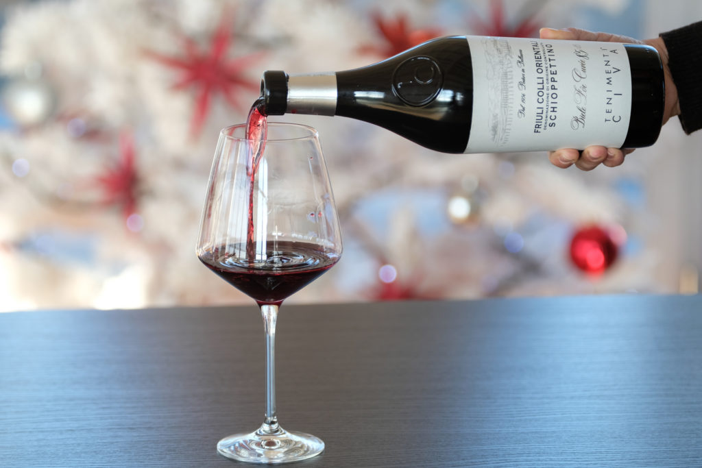 Degustazione Schioppettino dei Tenimenti Civa Degustazione del vino rosso Schioppettino dei Tenimenti Civa